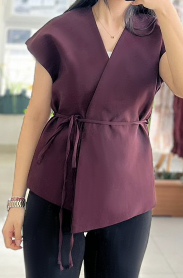 Belden Bağcıklı Yelek