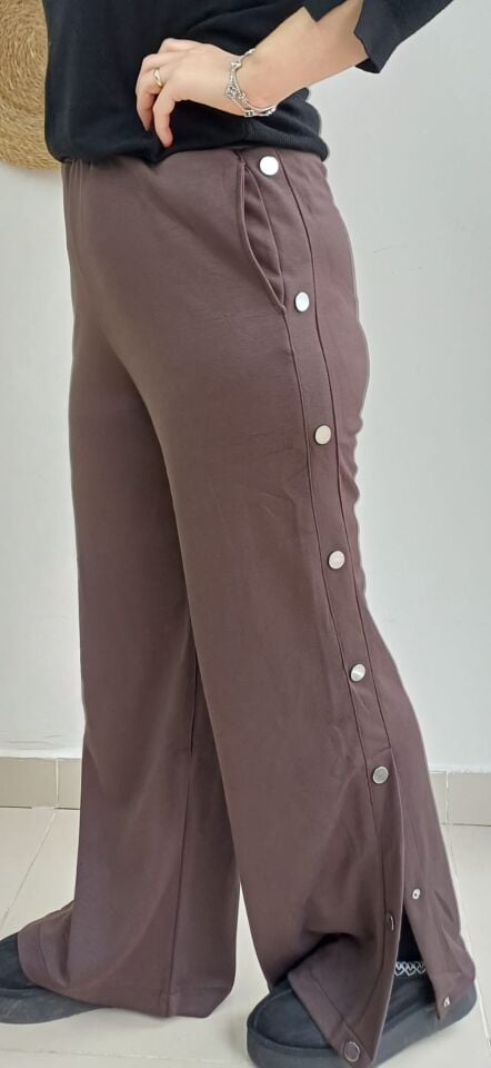 Çıtçıtlı eşofman